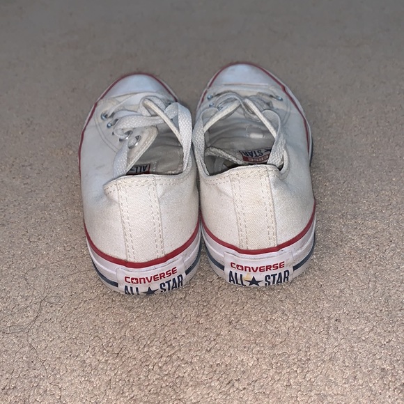 White Converse All Star - Picture 2 of 4